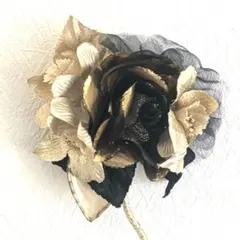 ブラック×ゴールド フラワーコサージュ ブローチ付き 上品 華やか フォーマル