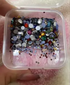 ネイルパーツ　ランダムストーン　カラフル　ダイヤカット