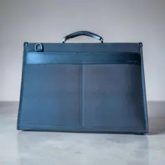 美品 LEXUS レクサス オーナーズバッグ ビジネスバッグ ブラック 高級感 LEXUS Collectionのご案内】 「レザーボストンバッグ」 フランス産の高