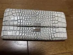 isola（アイソラ）クロコ型押し 長財布 ギャルソンのサムネイル