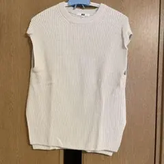 アイボリー ニットベスト ノースリーブ