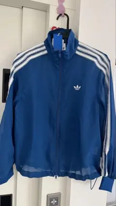 新品adidas シアーブルゾン ダークマリーン Mサイズ adidas Originals - 新品M⭐️adidas シアーブルゾン ダークマリーン