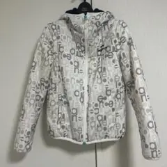 ロゴプリント ホワイトジャケット フード付きサイズ0