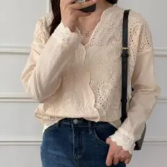 新品 ABITOKYO カシュクール カットワーク 刺繍 ブラウスのサムネイル