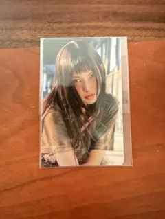 ILLIT weverse global 特典 トレカ ユナ - メルカリ