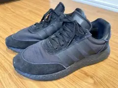 adidas イニキランナー トリプルブラックのサムネイル