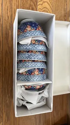 花柄の丼 5個セットのサムネイル