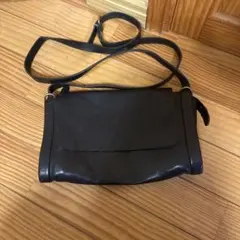 イルビゾンテ レザー ショルダー バッグ ブラックのサムネイル
