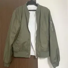 アースミュージック＆エコロジー リバーシブル ブルゾン カーキ レース