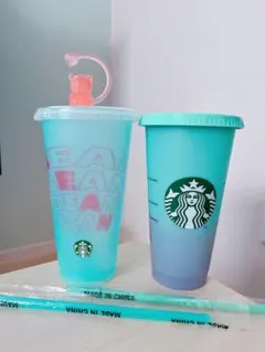スターバックス カラーチェンジングリユーザブルコールドカップセット ストロー付き