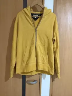 Item thumbnail for item 5afcd3df-396c-40e1-94a7-67c3f9d34b8f