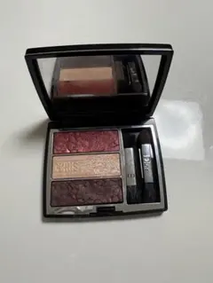 dior 663 アイシャドウ　トリプルブルーム