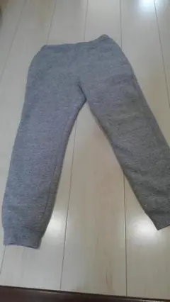 UNIQLO暖かズボン。
