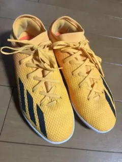 アディダス　サッカー　トレーニングシューズ　22.5センチ　一回のみ着用