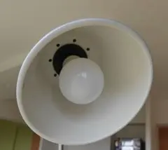 IKEAフロアスタンドライト シルバーカラー