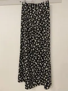 ナチュラルビューティーベーシック　ロングスカート