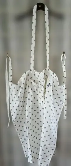 ピンクハウス♡花柄コットンエプロンのサムネイル