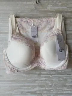 E80&L」トリンプ 恋するブラ613 ブラ&ショーツ ホワイト