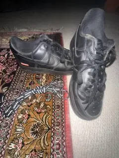 Supreme Nike Air Force 1 Low Blackのサムネイル