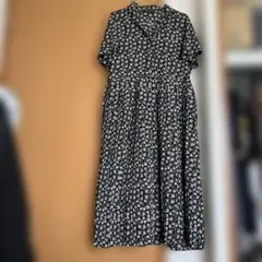 w closet 半袖ロングワンピース 黒/白　花柄