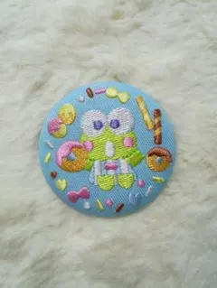 けろけろけろっぴ サンリオ 刺繍缶バッジ