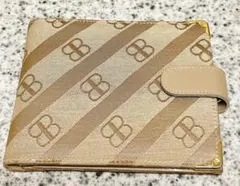 Item thumbnail for item 2fbf84b6-46dc-4417-b5a4-ce079f13aadb