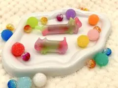 蓄光 ネコ ヘアクリップ 2個セット｜猫モチーフ レジン 透明 カラフル 夜光