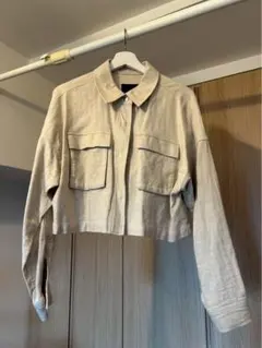 KBF ベージュ クロップドジャケット