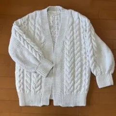 GU カーディガン 編み込みセーター ホワイト Sサイズ