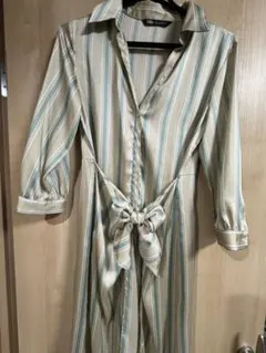 ストライプ柄ウエストリボン付きシャツワンピース　ZARA