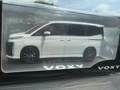 トヨタ 新型ヴォクシー カラーサンプル プラチナホワイトパールマイカ 90後期のサムネイル