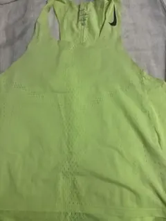 NIKE エアロスイフト ランシャツ