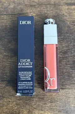 Dior アディクトリップマキシマイザー 061 ポピーコーラル