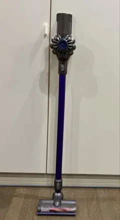 Dyson DC62 付属品多数 ジャンク バッテリー不良 充電器付のサムネイル