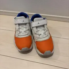 Jordan キッズスニーカー オレンジ/ホワイト