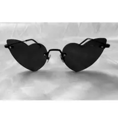 SAINT LAURENT♥︎サンローラン LOULOUハートモチーフサングラス黒