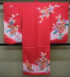 七五三　７歳用　正絹　赤い花柄着物とピンクの襟付き　肌襦袢つき