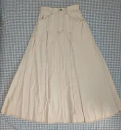 ホワイト　フレアスカート　OLIVE des OLIVE タグ付き