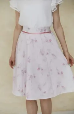 tocco closet ウエストライン入りフラワープリントフレアスカート