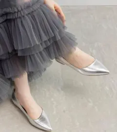 RANDA ポインテッドトゥローヒールパンプス