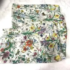 値下げGUCCI 希少レア　ヴィンテージ　グッチ　フローラ シルク スカーフ花柄のサムネイル