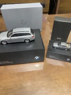 BMW X5 Touring & 5シリーズ ミニカーセット BMW X5 Touring & 5シリーズ ミニカーセット - メルカリ