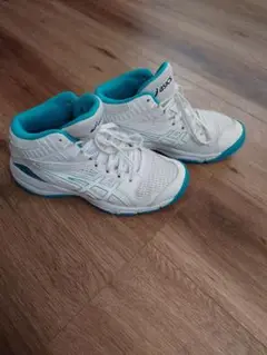 asicsバスケットシューズ