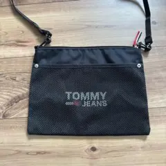 TOMMY JEANS サコッシュ ショルダーバッグ ブラック
