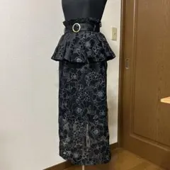 美品 VIOLETTA ペプラムスカート ベルト付 ブラック　Sのサムネイル