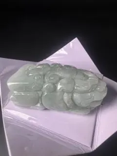 翡翠貔貅 カービング 置物 天然石