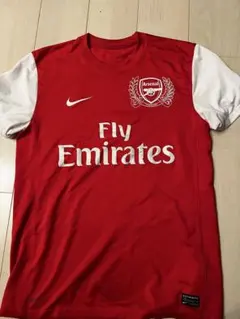 Arsenal Nike ファン・ペルシー 125周年ホームユニフォーム - メルカリ