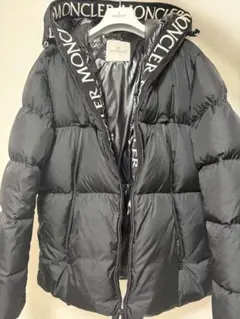 最終価格！Moncler ブラック ダウンジャケット