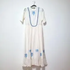 an another angelus ネックレスヨーク切替花柄刺繍ワンピース