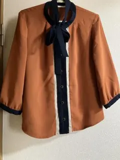 REDYAZEL バイカラー ボウタイ ブラウス取り外し可能 オレンジ×ネイビー